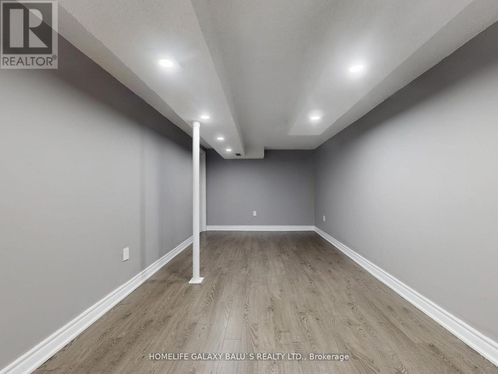 76 Lowry Square, Toronto, ON - Indoor