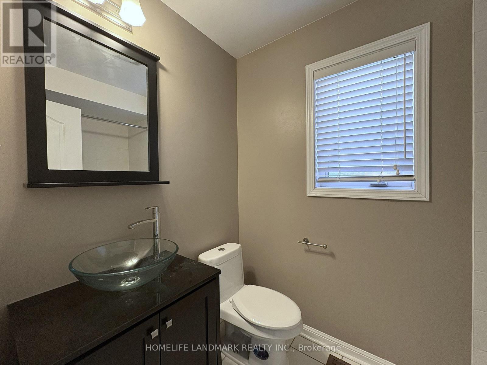 27 Devonwood Drive, Markham, ON - Indoor Photo Showing Bathroom