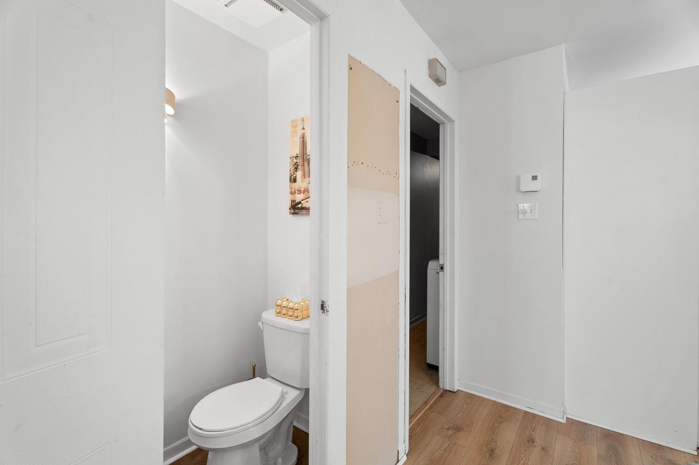 Powder room - 158 - 162 Rue Des Peupliers, Blainville, QC - Indoor Photo Showing Bathroom