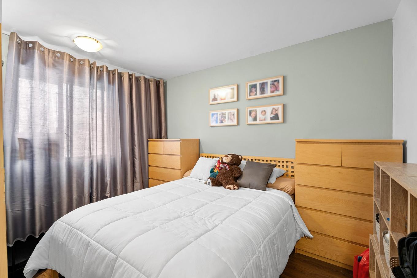 Primary bedroom - 158 - 162 Rue Des Peupliers, Blainville, QC - Indoor Photo Showing Bedroom