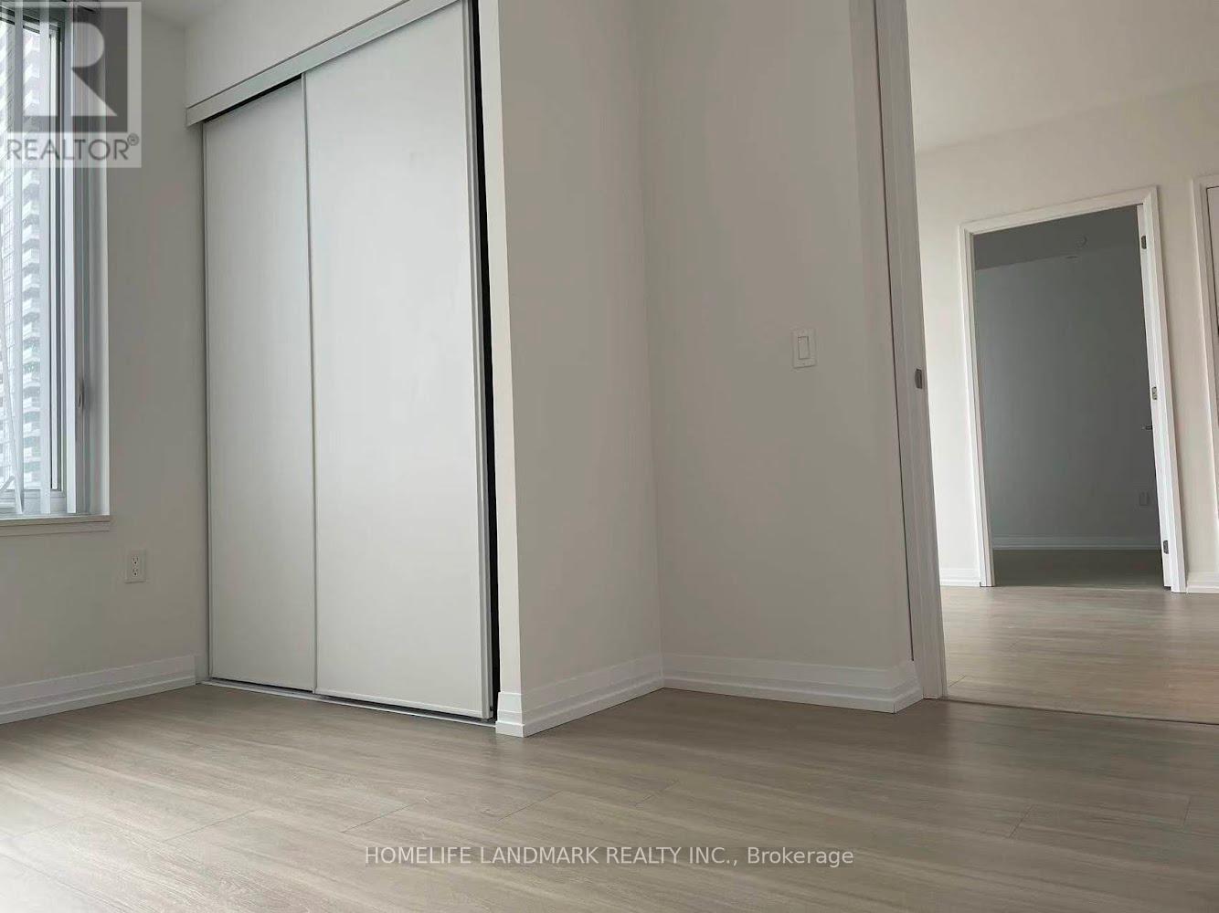 2001 - 25 Holly Street, Toronto, ON - Indoor Photo Showing Other Room