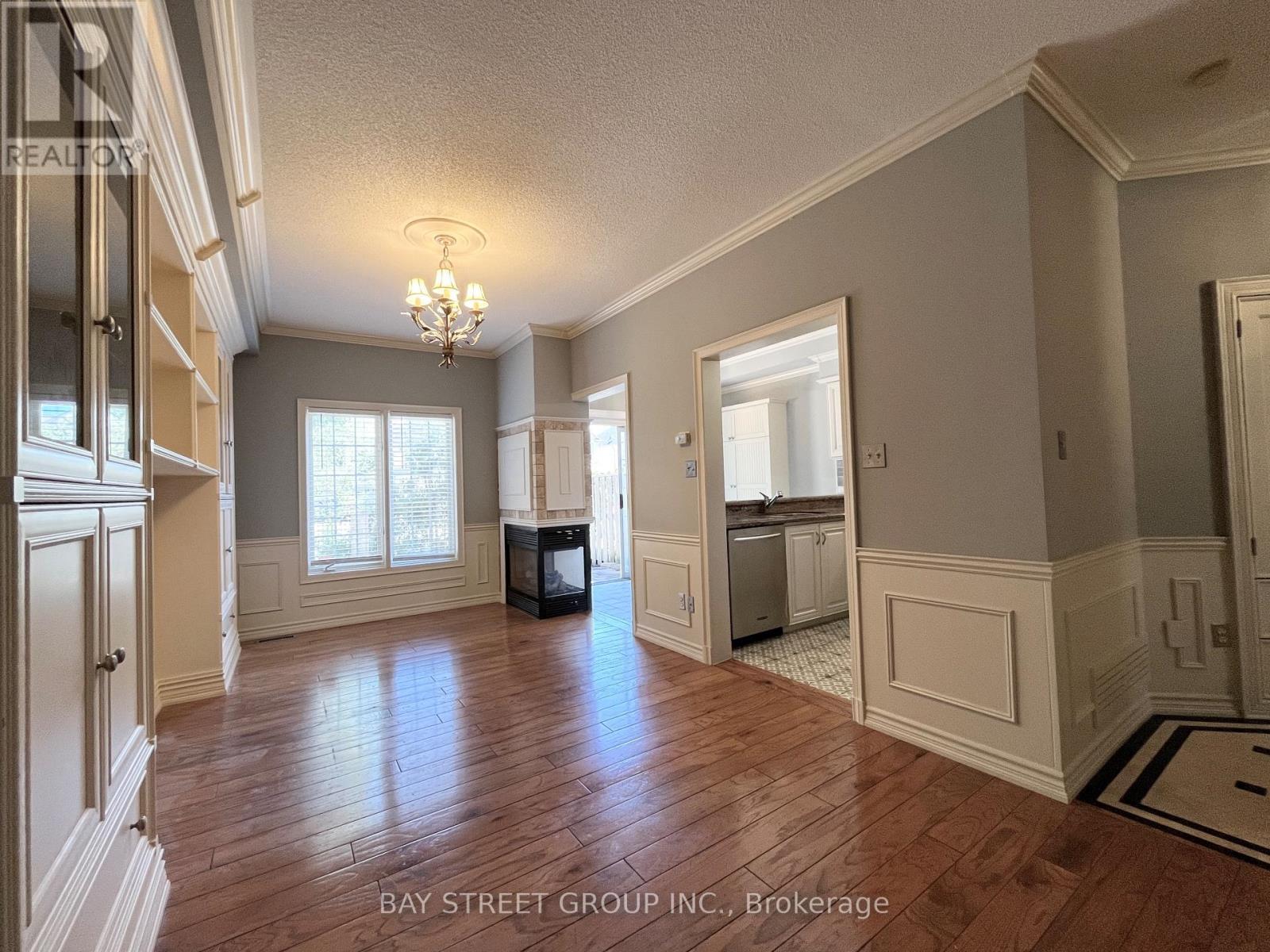 43 - 180 Blue Willow Drive, Vaughan, ON - Indoor