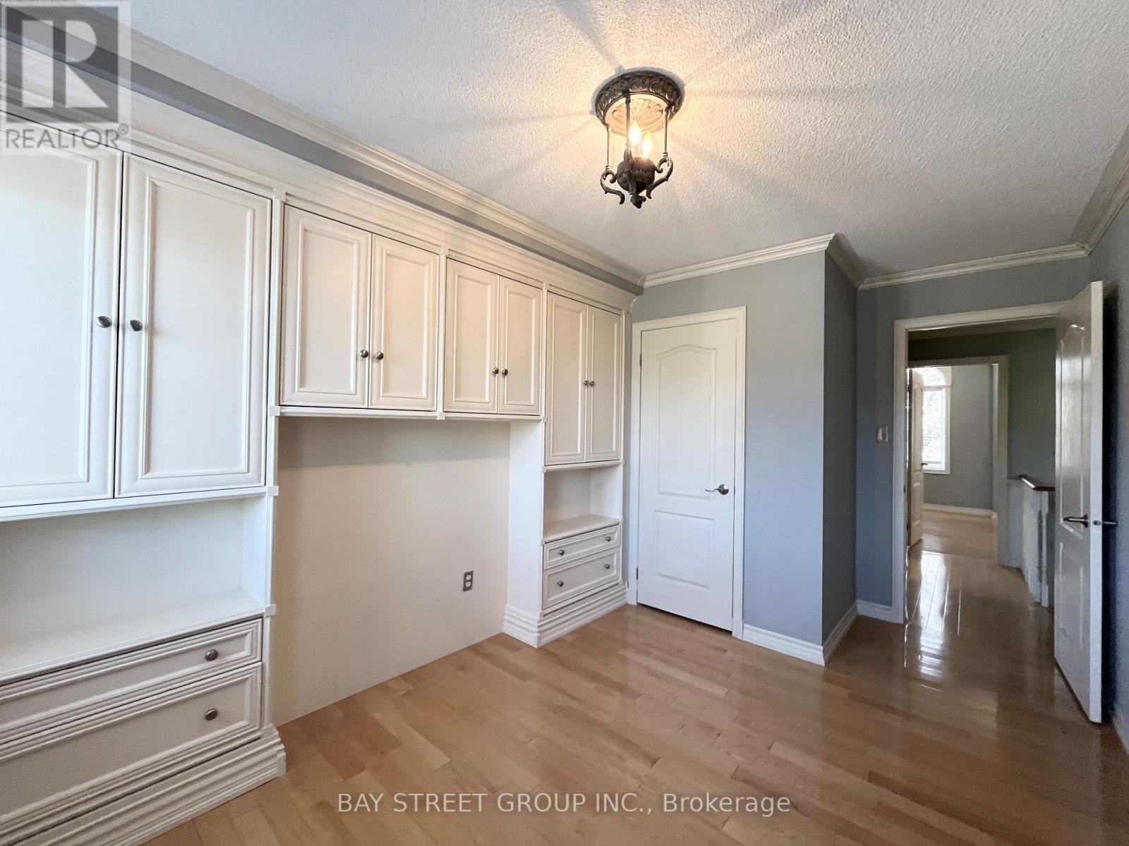 43 - 180 Blue Willow Drive, Vaughan, ON - Indoor