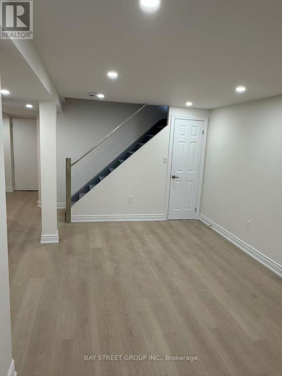 43 - 180 Blue Willow Drive, Vaughan, ON - Indoor