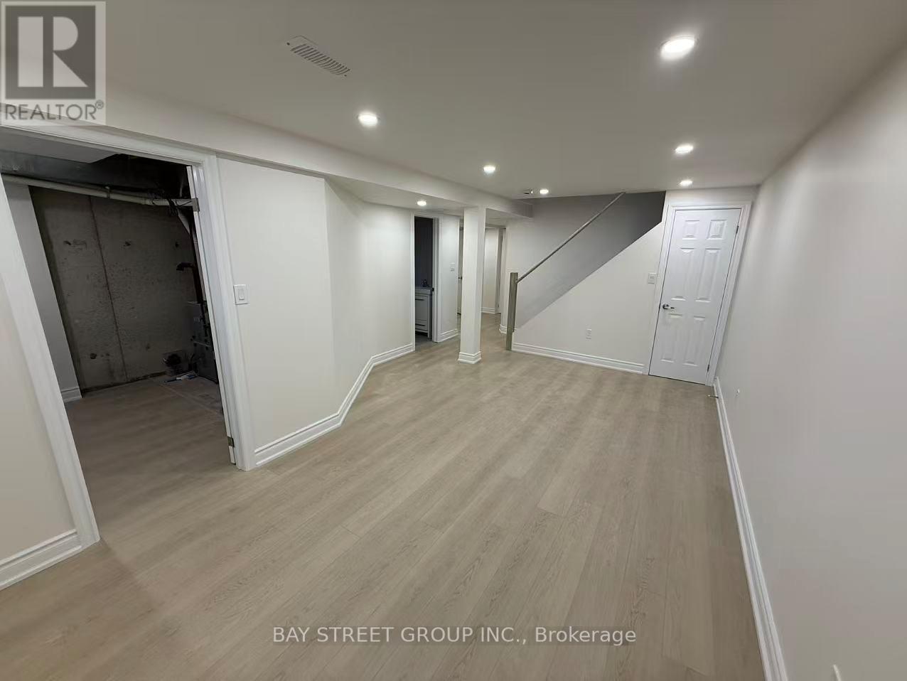 43 - 180 Blue Willow Drive, Vaughan, ON - Indoor