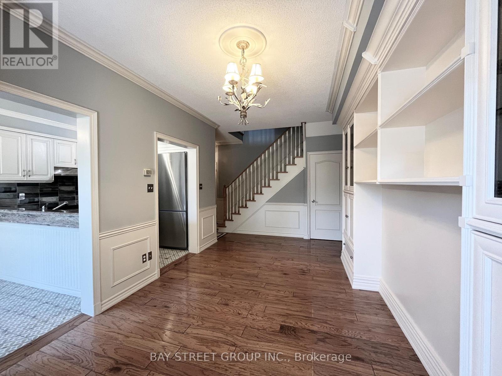 43 - 180 Blue Willow Drive, Vaughan, ON - Indoor