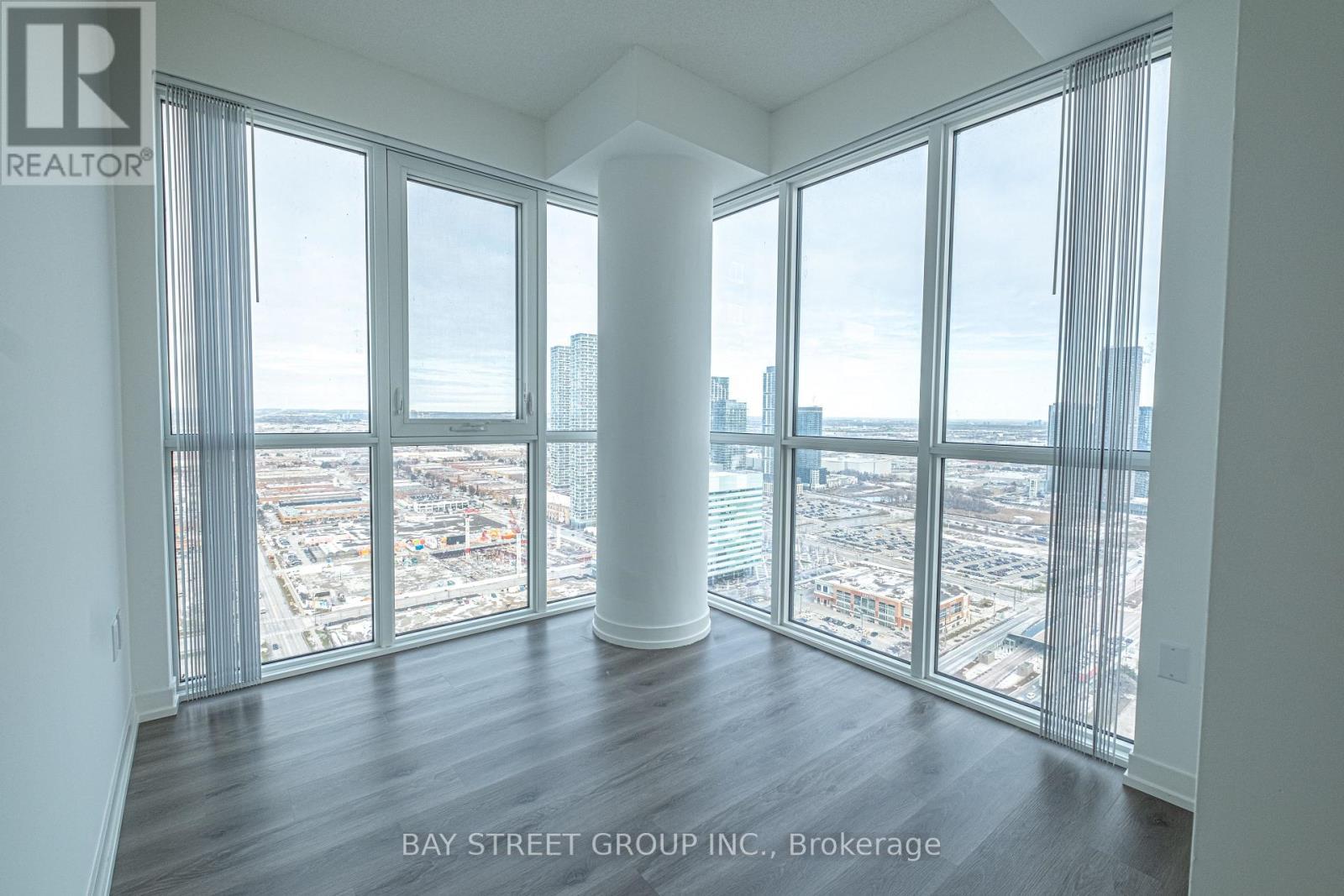 4105 - 28 Interchange Way, Vaughan, ON - Indoor Photo Showing Other Room