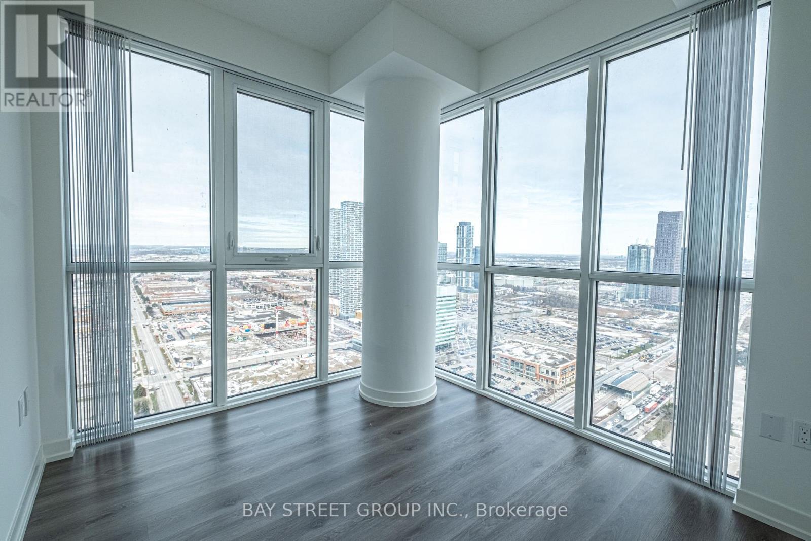 4105 - 28 Interchange Way, Vaughan, ON - Indoor Photo Showing Other Room