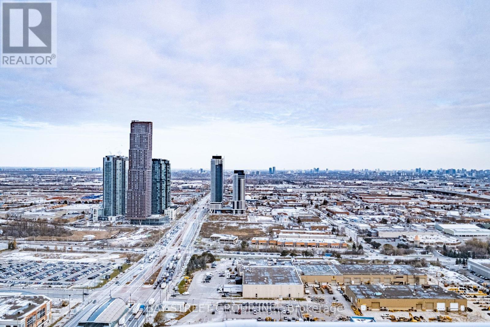 4105 - 28 Interchange Way, Vaughan, ON - Outdoor With View