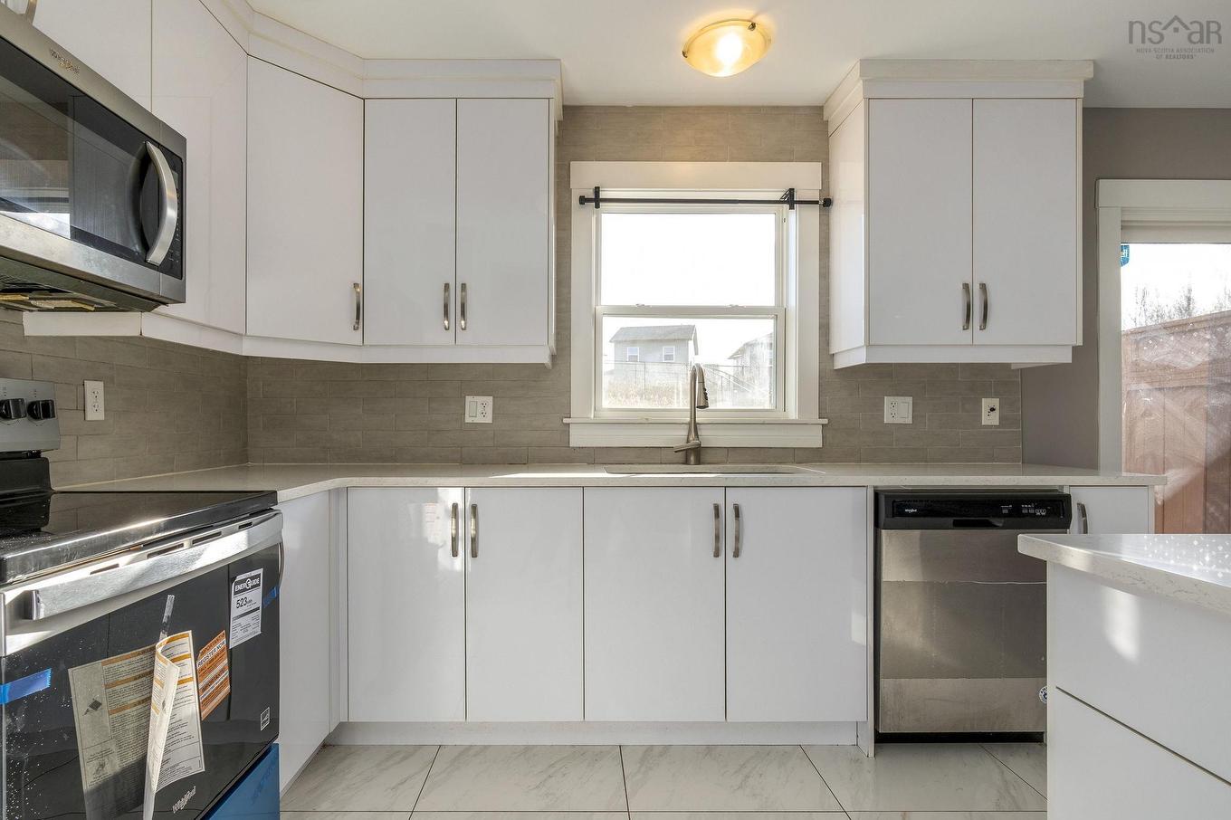 25 Titanium Crescent, Halifax, NS