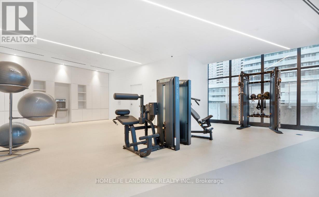 5409 - 3900 Confederation Parkway, Mississauga, ON - Indoor Photo Showing Gym Room