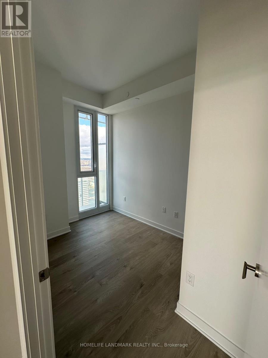 5409 - 3900 Confederation Parkway, Mississauga, ON - Indoor Photo Showing Other Room