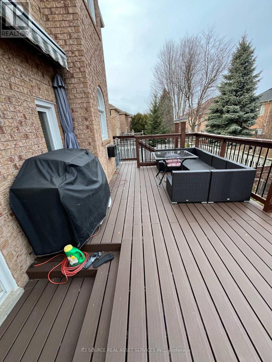 Upper - 419 Seneca Court, Newmarket, ON - Outdoor With Deck Patio Veranda With Exterior