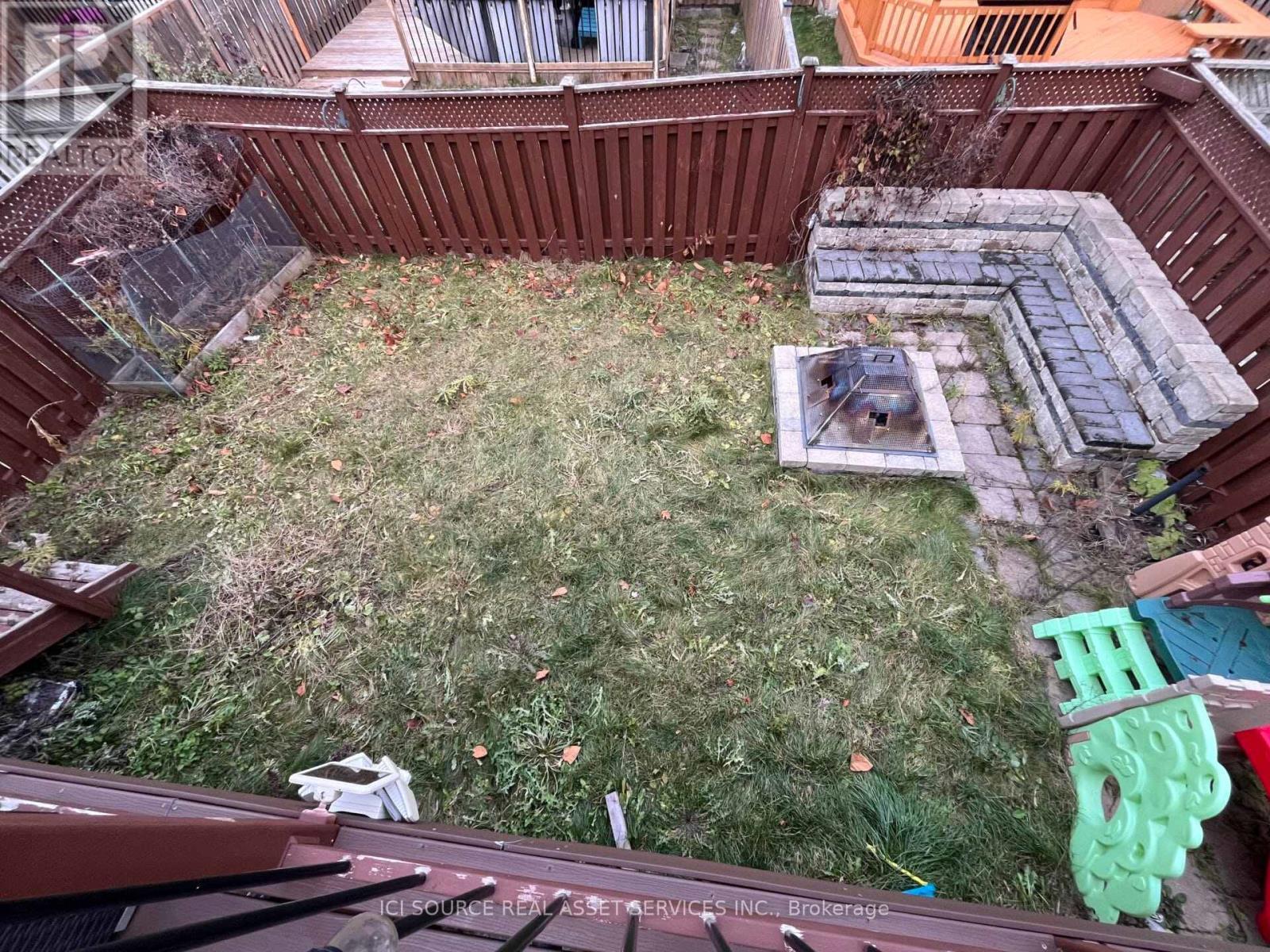 Upper - 419 Seneca Court, Newmarket, ON - Outdoor