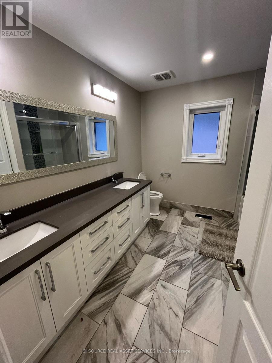 Upper - 419 Seneca Court, Newmarket, ON - Indoor