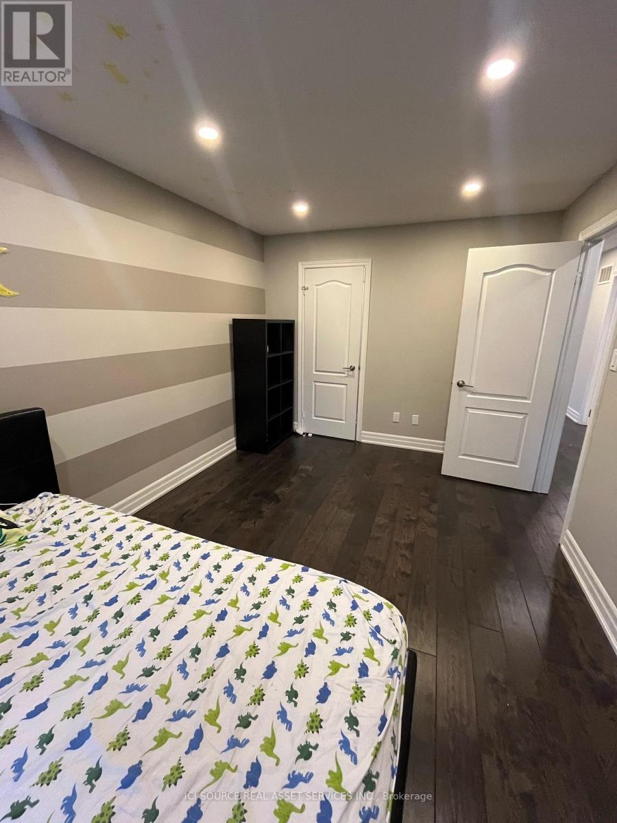 Upper - 419 Seneca Court, Newmarket, ON - Indoor