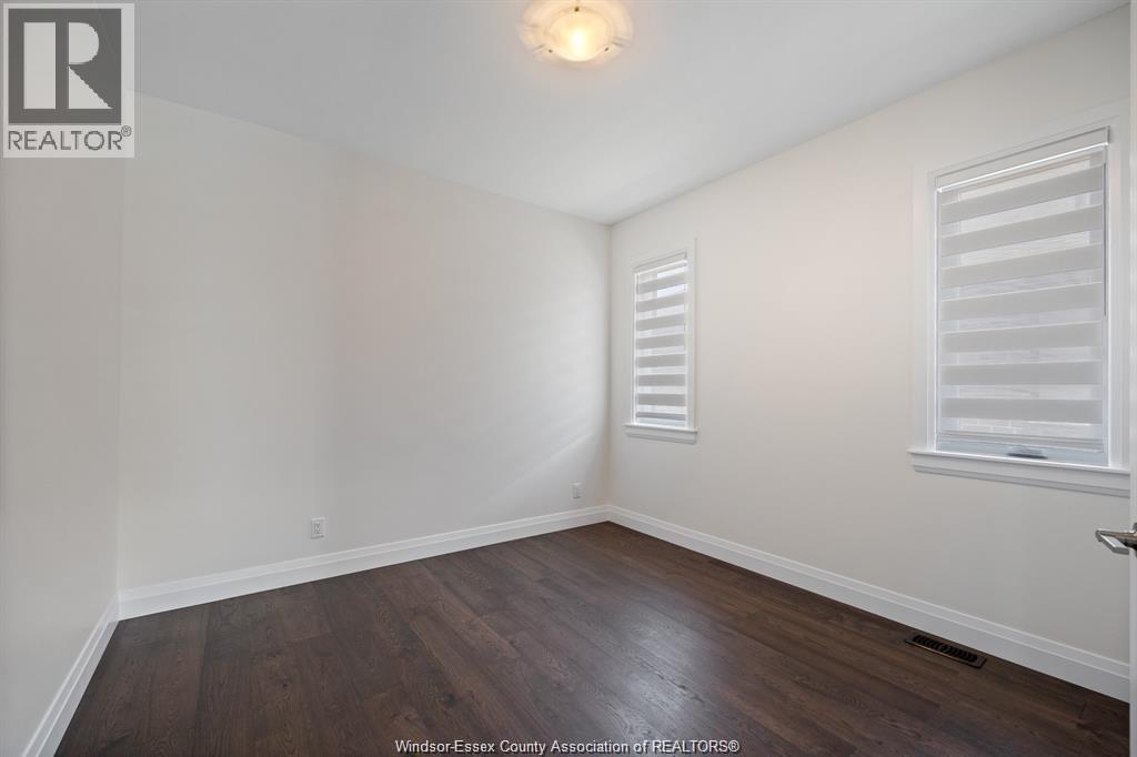 510 Veneto Street, Lakeshore, ON - Indoor Photo Showing Other Room