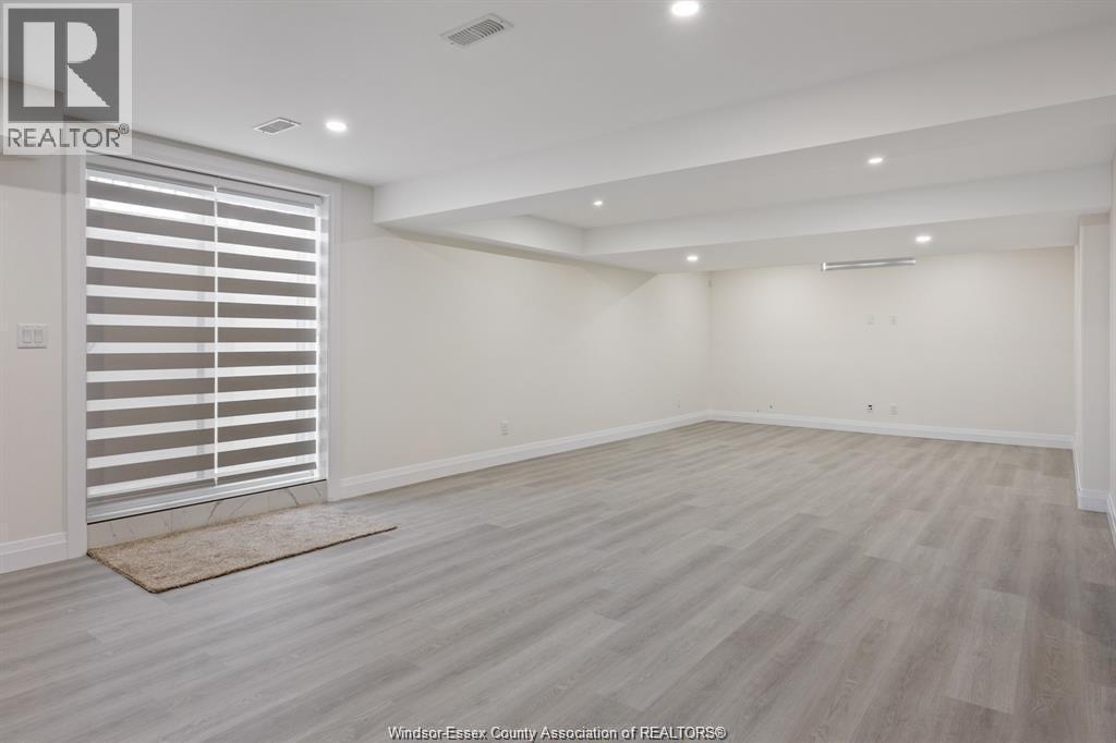 510 Veneto Street, Lakeshore, ON - Indoor Photo Showing Other Room