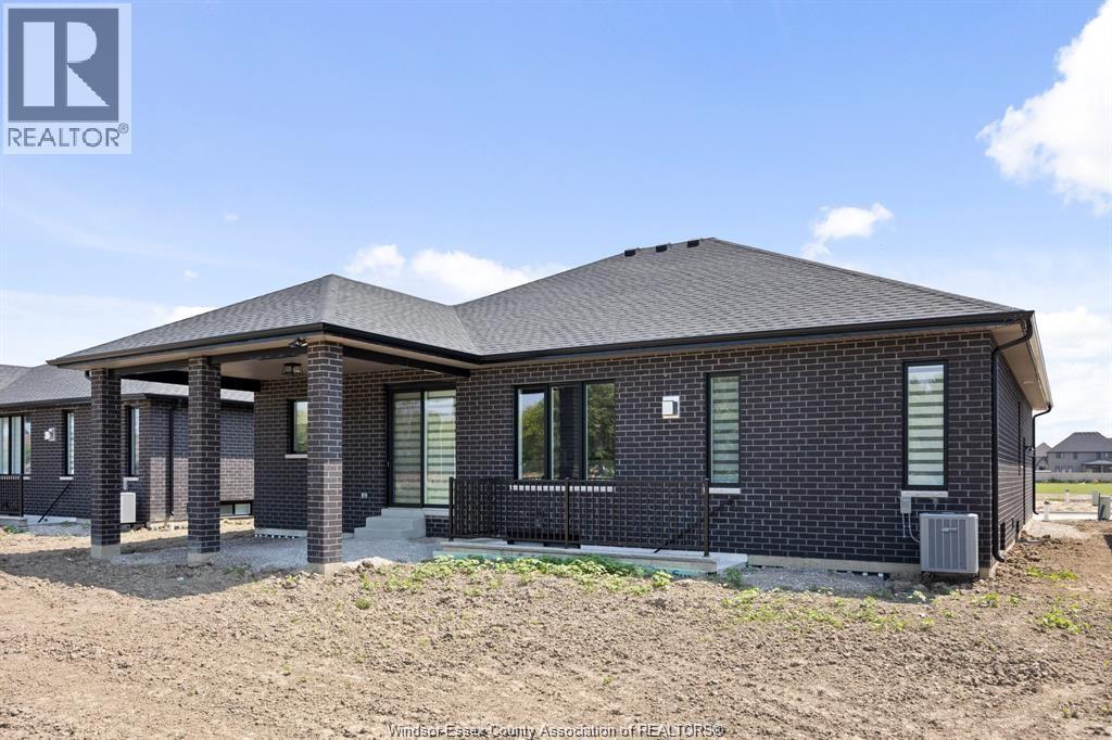 510 Veneto Street, Lakeshore, ON - Outdoor