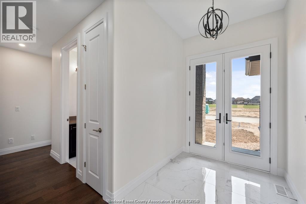 510 Veneto Street, Lakeshore, ON - Indoor Photo Showing Other Room