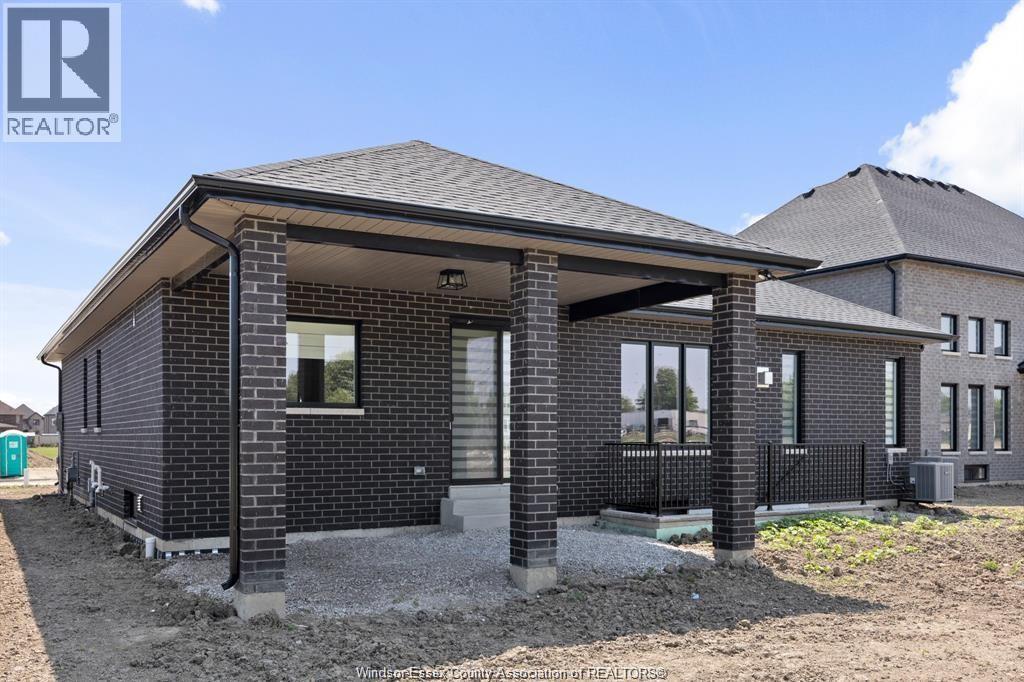 510 Veneto Street, Lakeshore, ON - Outdoor