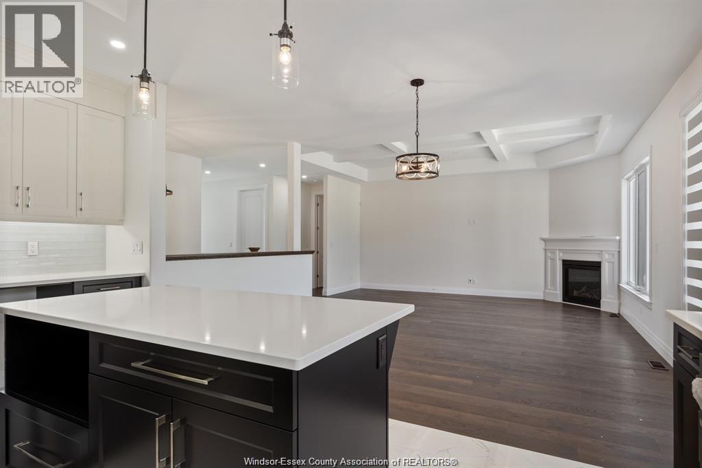 510 Veneto Street, Lakeshore, ON - Indoor