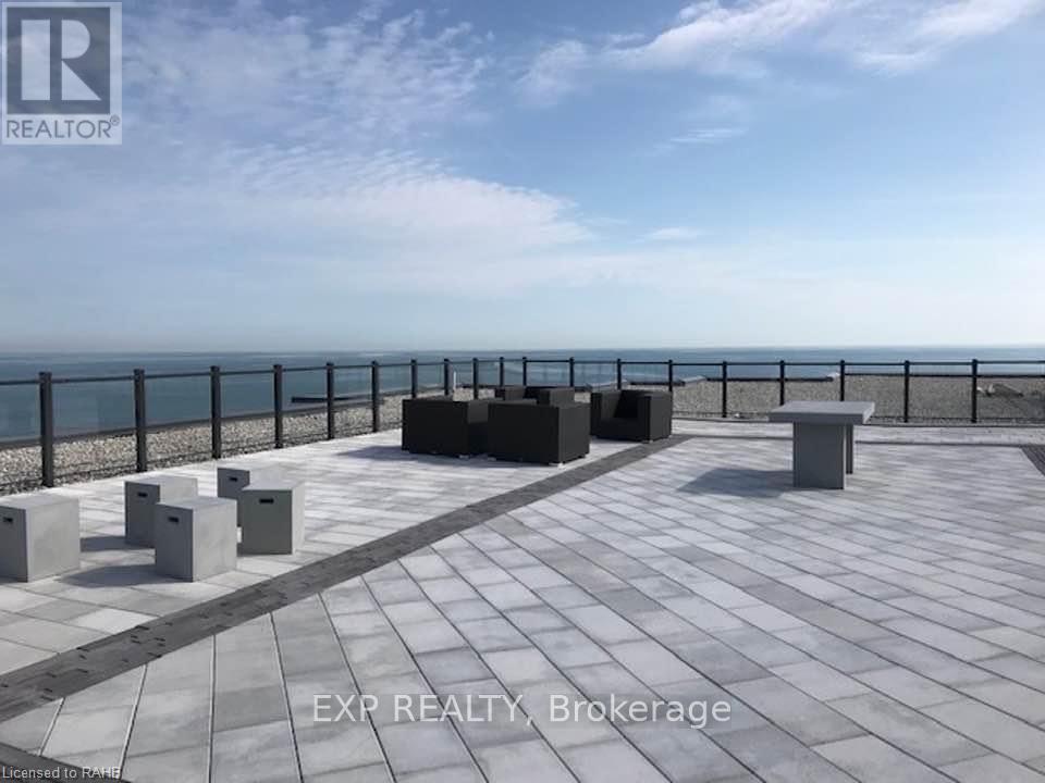 106 - 101 Shoreview Place, Hamilton, ON - Outdoor