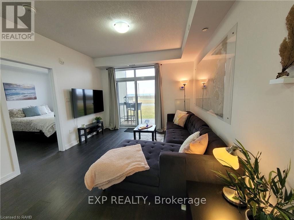 106 - 101 Shoreview Place, Hamilton, ON - Indoor