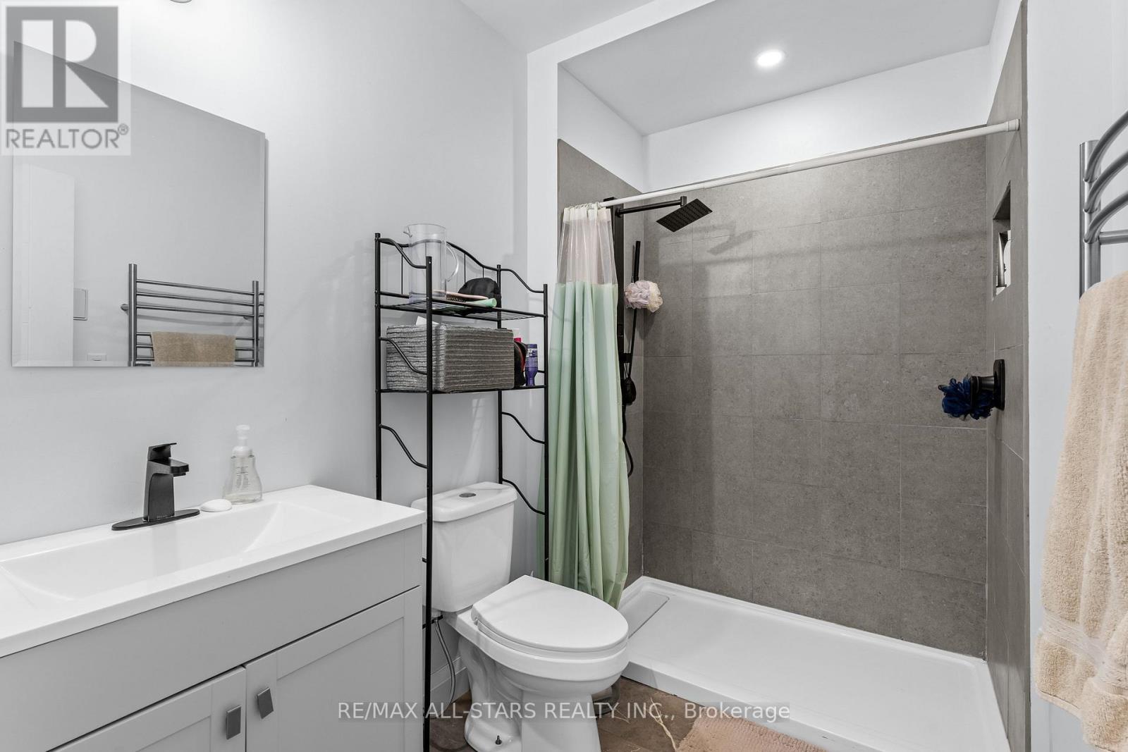 1062 Northline Road, Kawartha Lakes (Fenelon Falls), ON - Indoor Photo Showing Bathroom