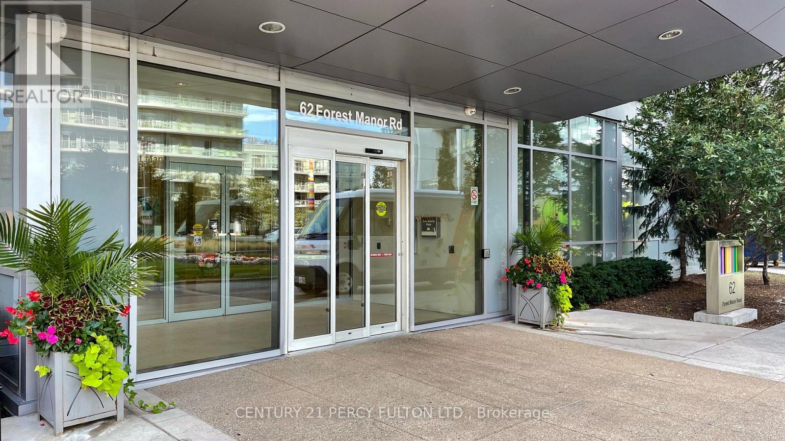 210 - 62 Forest Manor Road, Toronto, ON - Outdoor