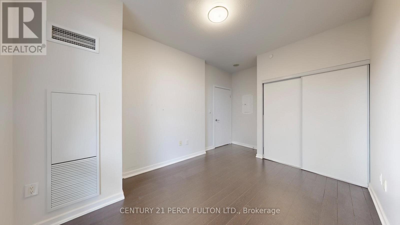 210 - 62 Forest Manor Road, Toronto, ON - Indoor Photo Showing Other Room