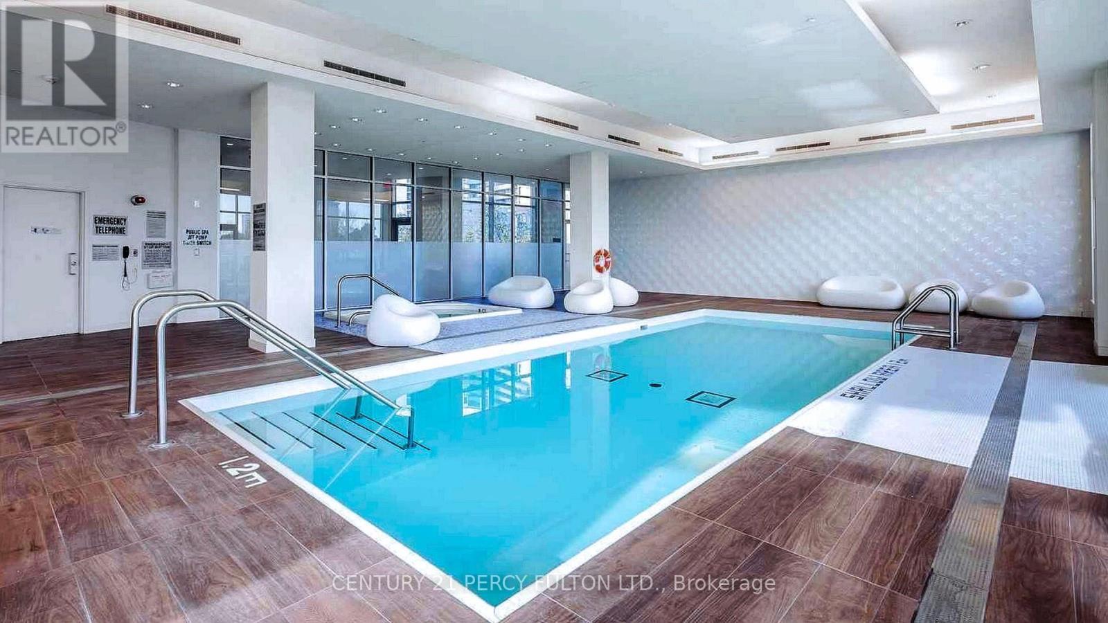 210 - 62 Forest Manor Road, Toronto, ON - Indoor Photo Showing Other Room With In Ground Pool