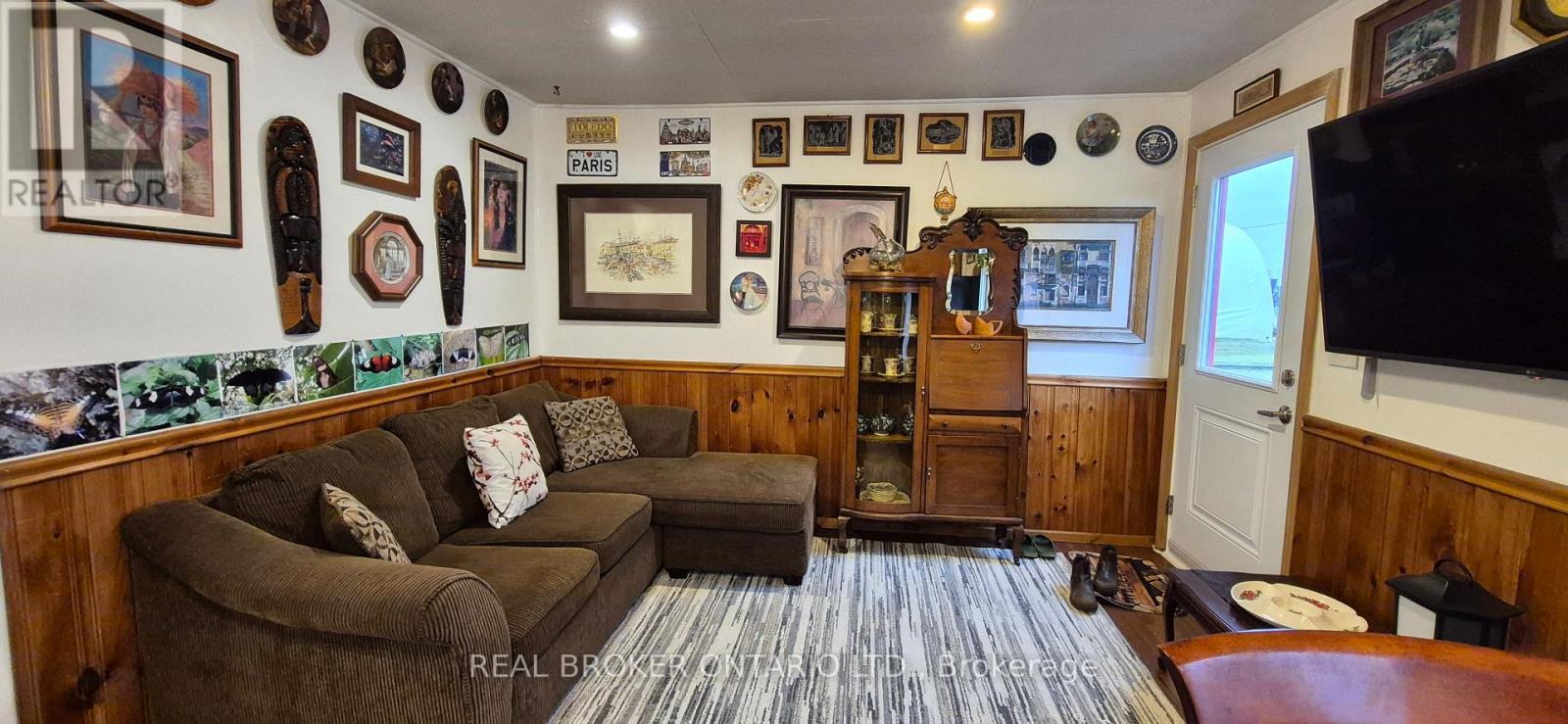 7315 Langstaff Road, Clarington, ON - Indoor Photo Showing Other Room