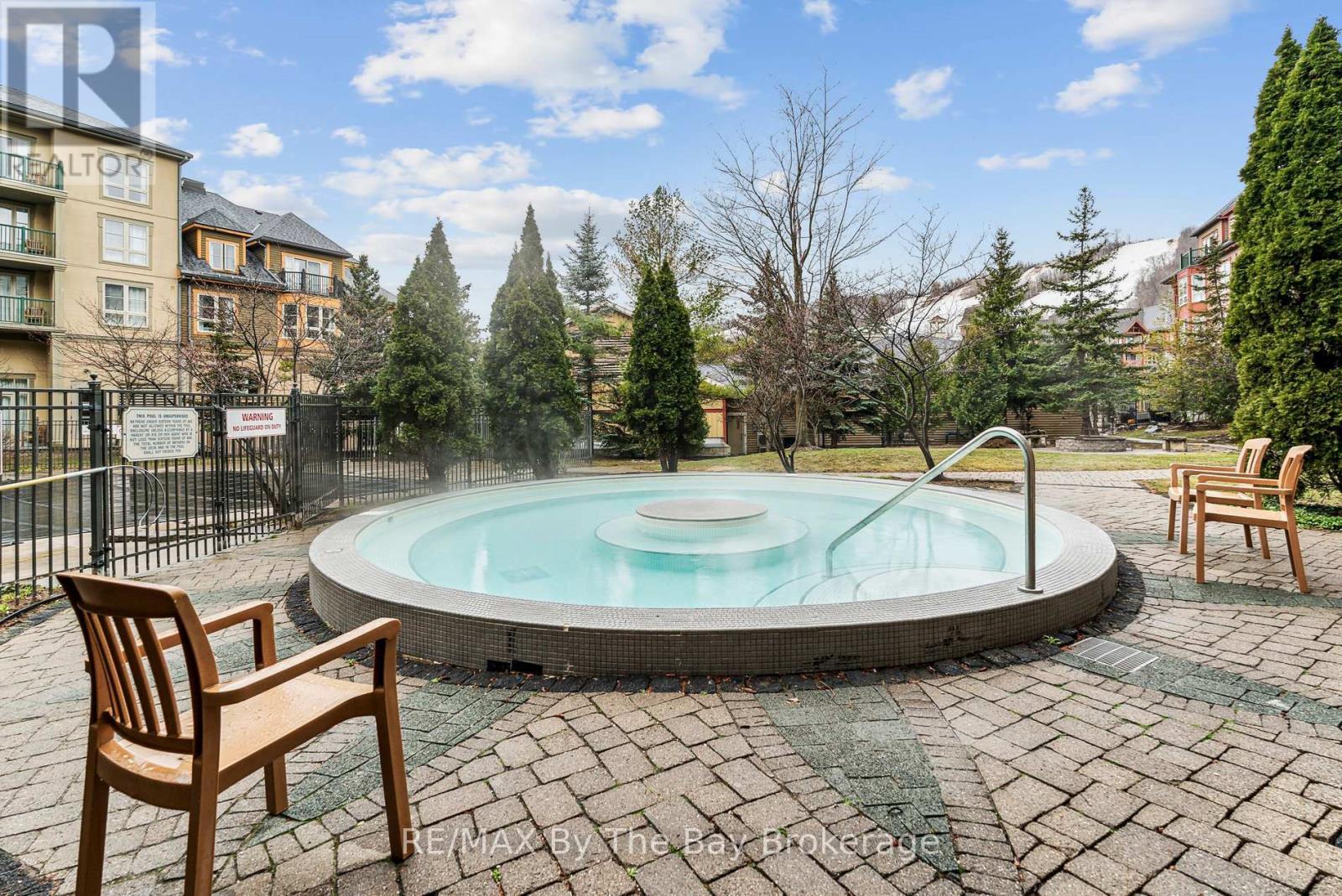 317 - 170 Jozo Weider Boulevard, Blue Mountains, ON - Outdoor