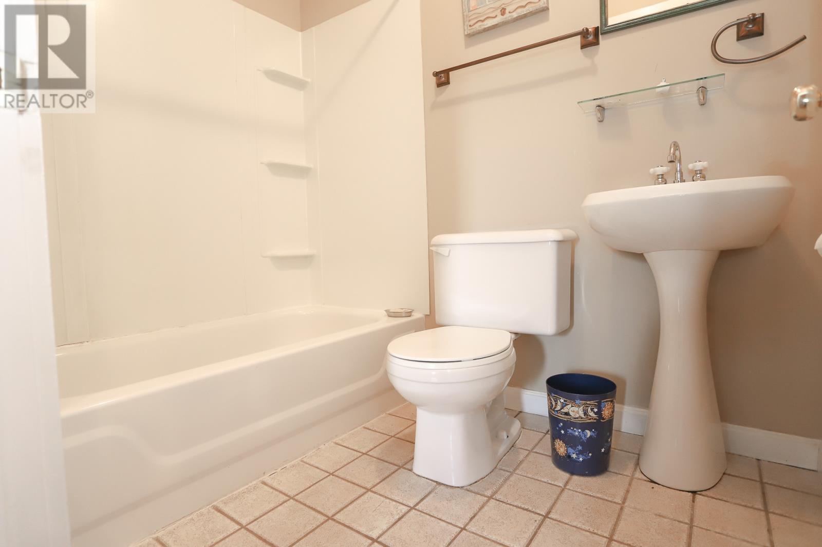 16 Gallivan'S Lane, Trinity, NL