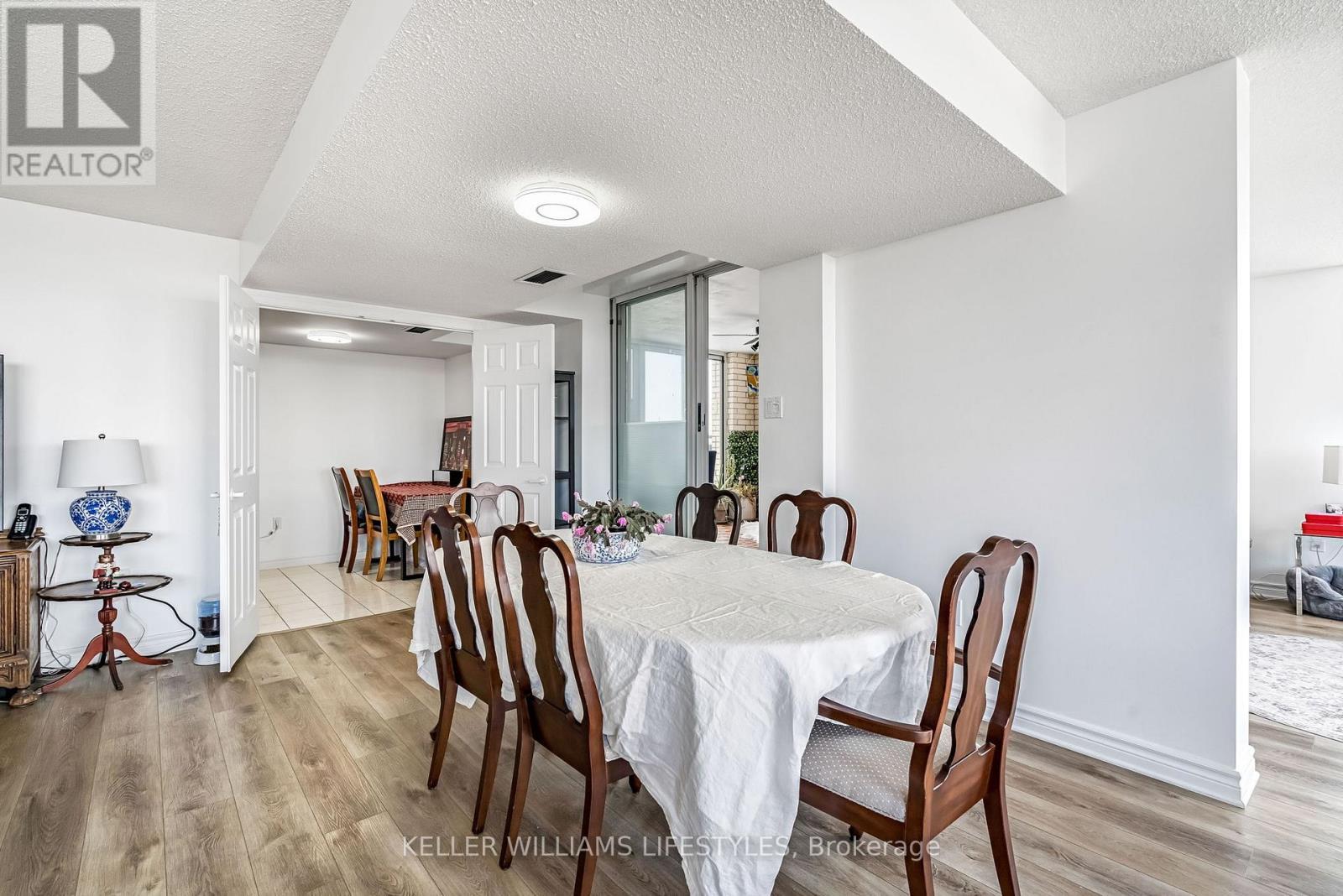 Dining room ar - 802 - 1510 Richmond Street, London North (North G), ON - Indoor Photo Showing Dining Room