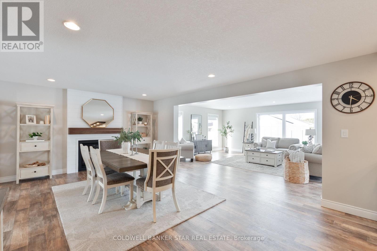 5229 Wales Crescent, Malahide (Copenhagen), ON - Indoor Photo Showing Dining Room