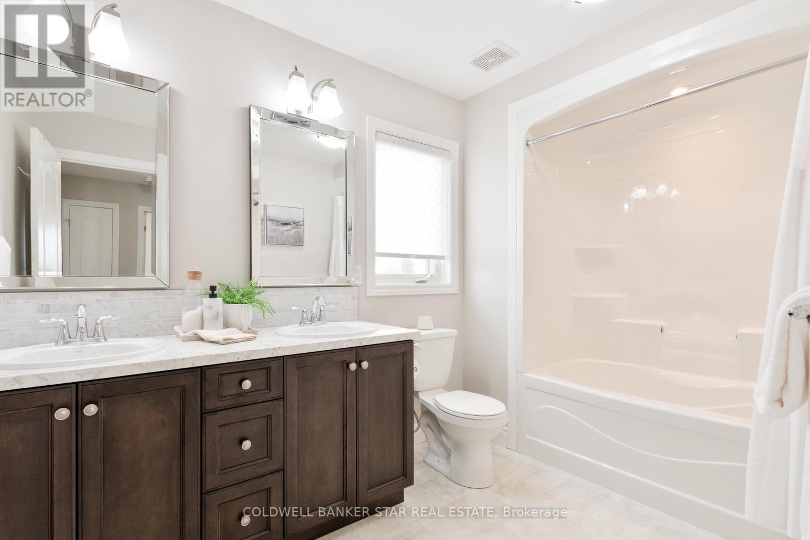 5229 Wales Crescent, Malahide (Copenhagen), ON - Indoor Photo Showing Bathroom