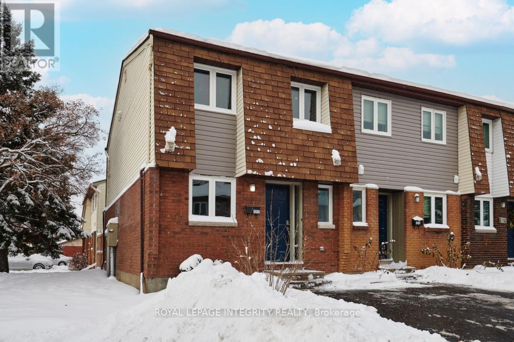 1312 Alness Court, Ottawa, ON - Outdoor