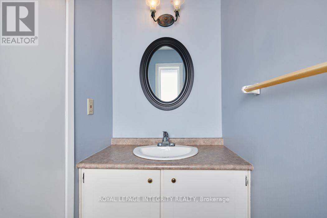 1312 Alness Court, Ottawa, ON -