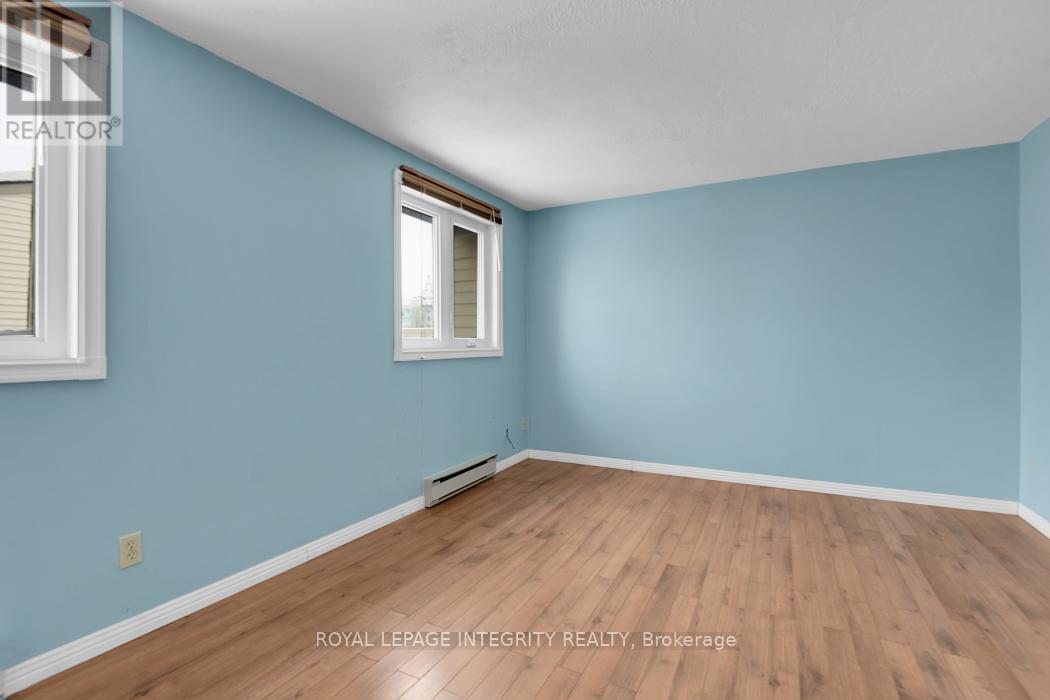 1312 Alness Court, Ottawa, ON - Indoor Photo Showing Other Room