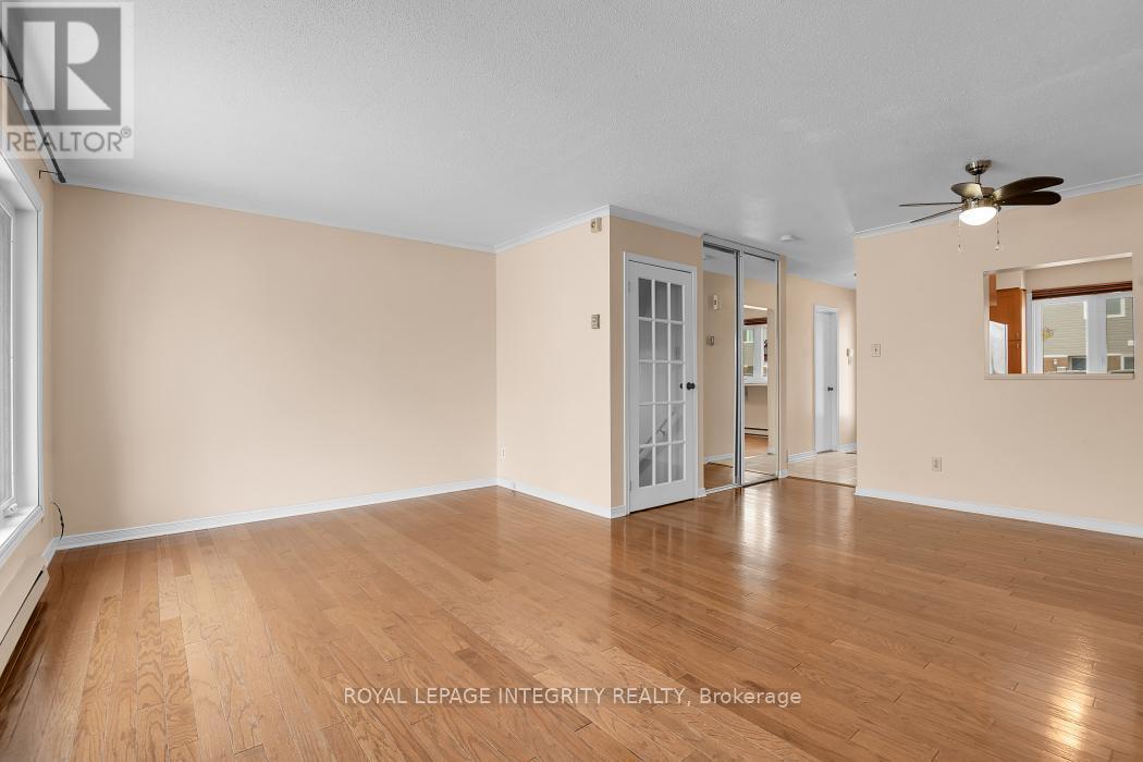1312 Alness Court, Ottawa, ON - Indoor Photo Showing Other Room