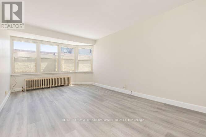 3 - 84 Mill Street, Halton Hills, ON - Indoor