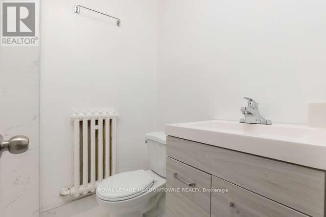 3 - 84 Mill Street, Halton Hills, ON - Indoor Photo Showing Bathroom