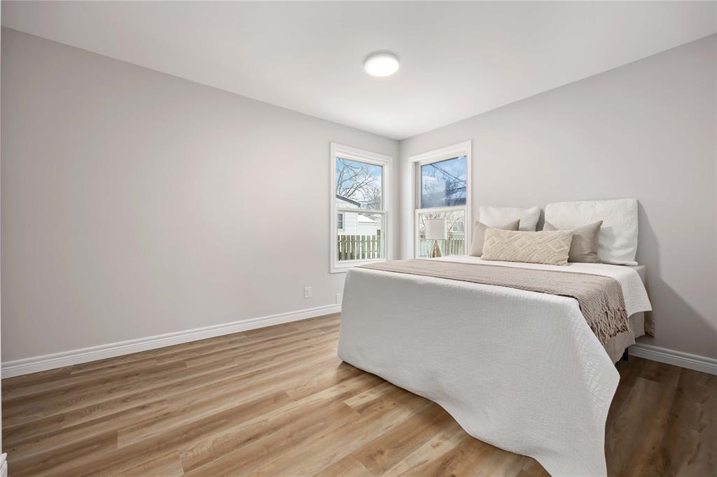 657 Cherry Drive, Sarnia, ON