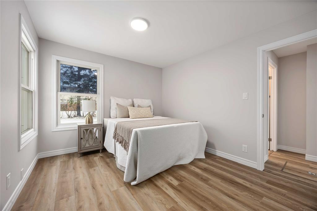 657 Cherry Drive, Sarnia, ON