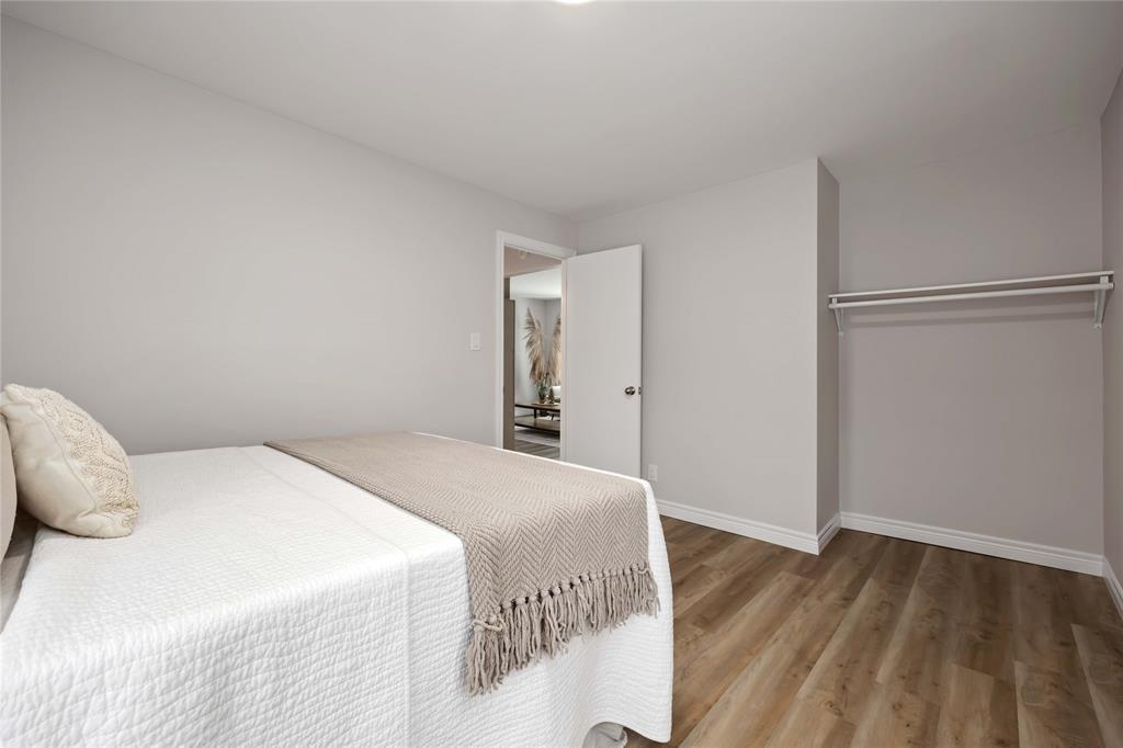 657 Cherry Drive, Sarnia, ON