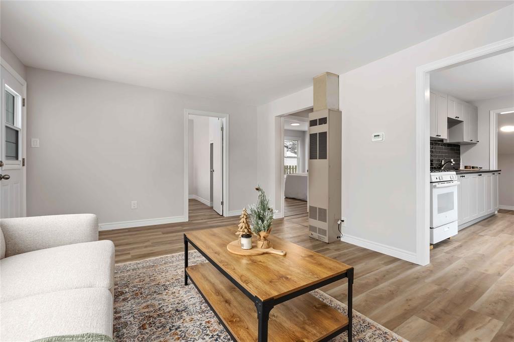 657 Cherry Drive, Sarnia, ON