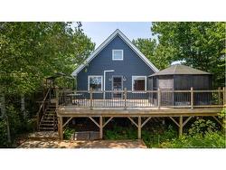 27 Bink CRES Harvey, NB E6K 1J3