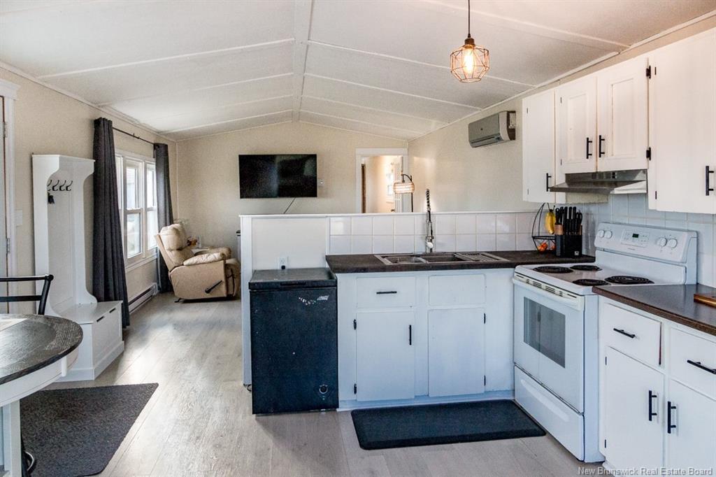 10 Nouwens Dr, Saint John, NB